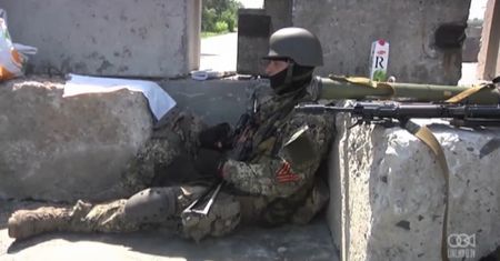 Wystrzały na Ukrainie tuż przed rozmowami o kryzysie