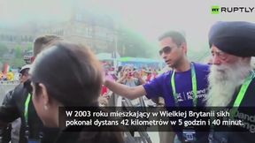 "Tornado w Turbanie" - 104-letni biegacz wystartował w maratonie w Bombaju