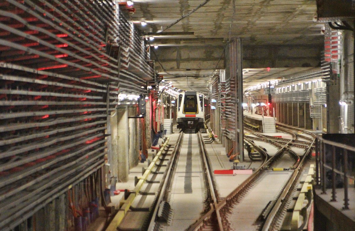 II linia metra przewiozła już 7,6 mln pasażerów