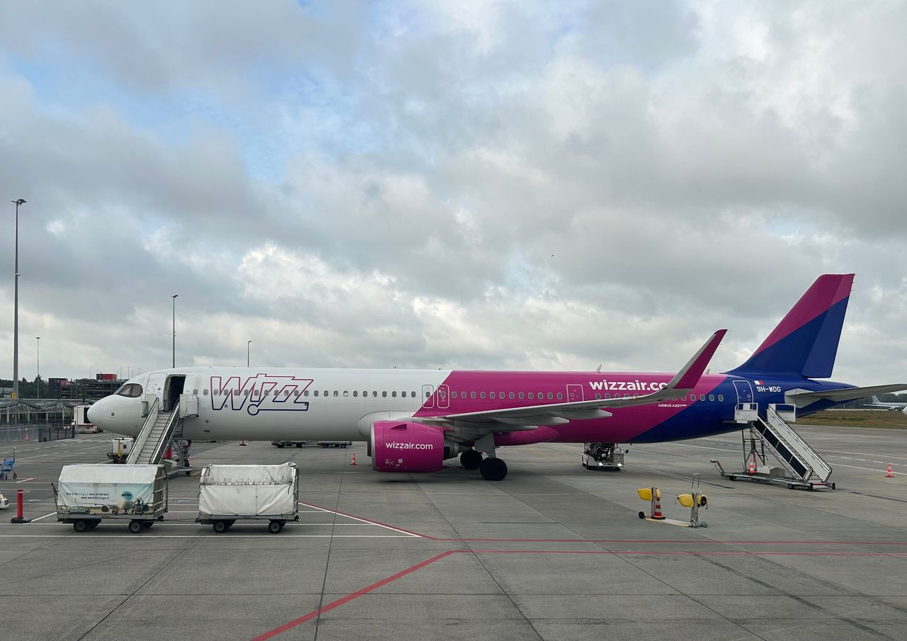 Wizz Air ogranicza loty z Krakowa do Abu Zabi. Cięcia w siatce zimowej