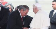 Benedykt XVI na Kubie. Przywitał go Castro