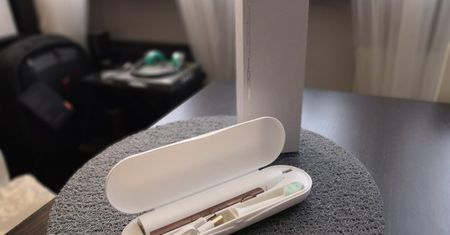 Test Lenovo Lemei - sonicznej szczoteczki do zębów gotowej na XXI wiek!