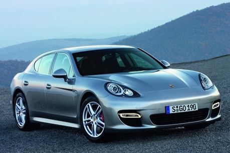 2010-porsche-panamera-1