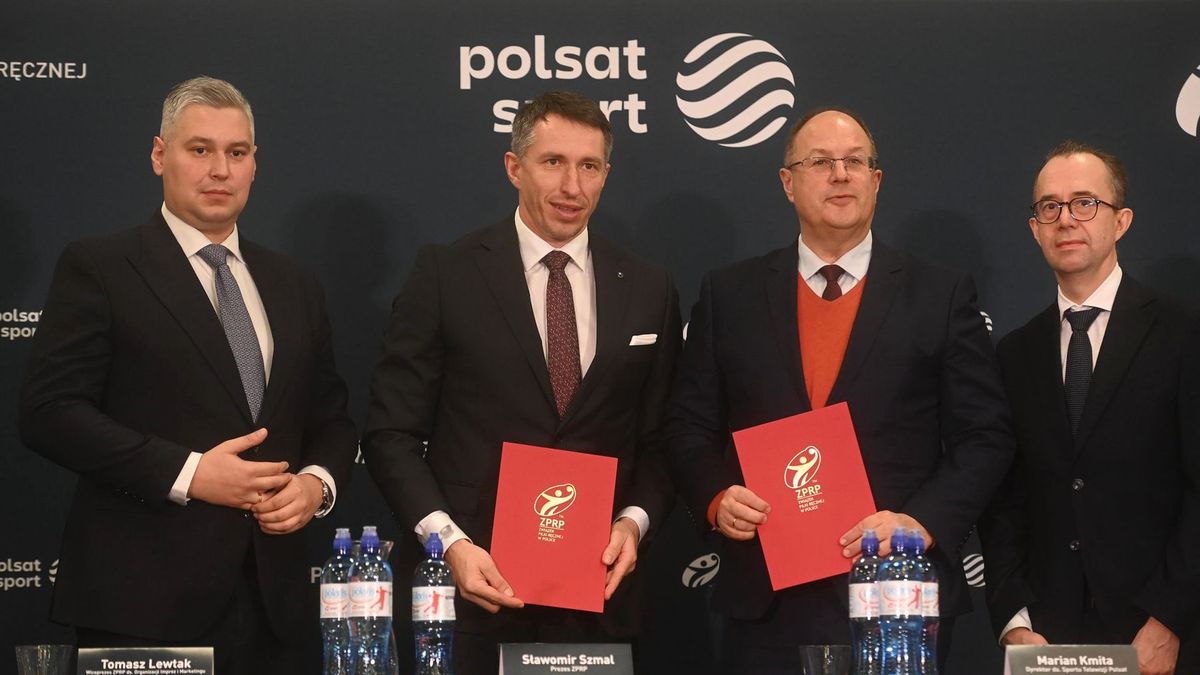 PAP / Piotr Nowak / Na zdjęciu: Tomasz Lewtak, Sławomir Szmal, Marian Kmita i Piotr Pykel