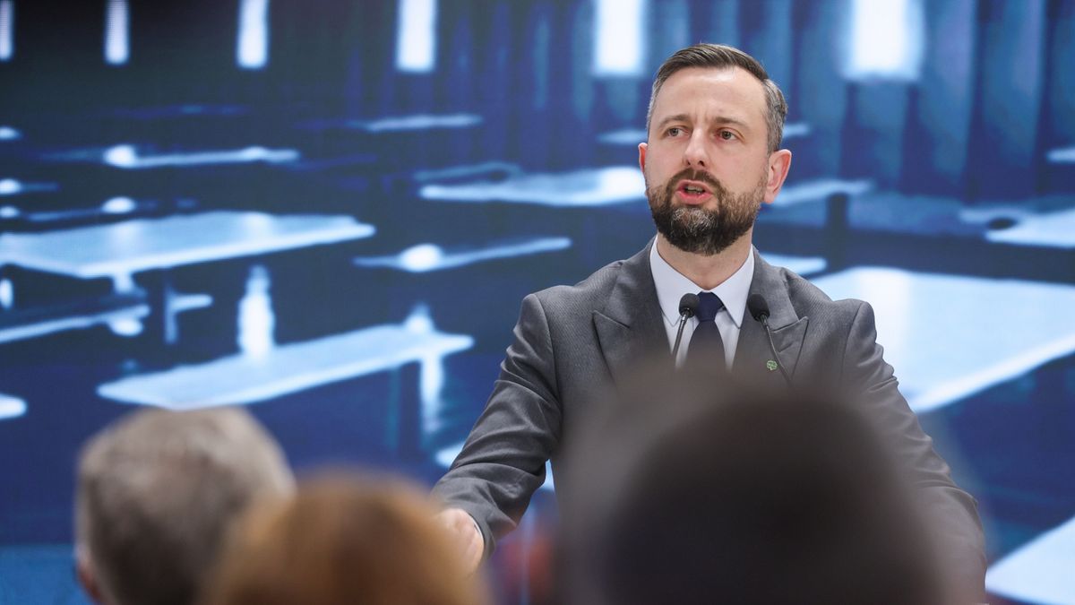 Szef MON o planie wzmacniania umocnień na wschodzie Polski