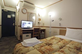 Otwarcie hoteli. Na południu pustki, na północy gości nie brakuje