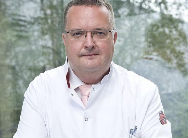 Prof. Krzysztof J. Filipiak  ostrzega: Rośnie liczba pacjentów podłączonych pod respiratory