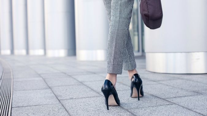 Odpowiednio dobrane szpilki są podstawą naszej wygody