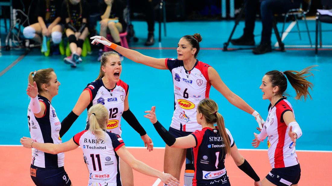 WP SportoweFakty / Paweł Piotrowski / Na zdjęciu: siatkarki Grot Budowlanych Łódź