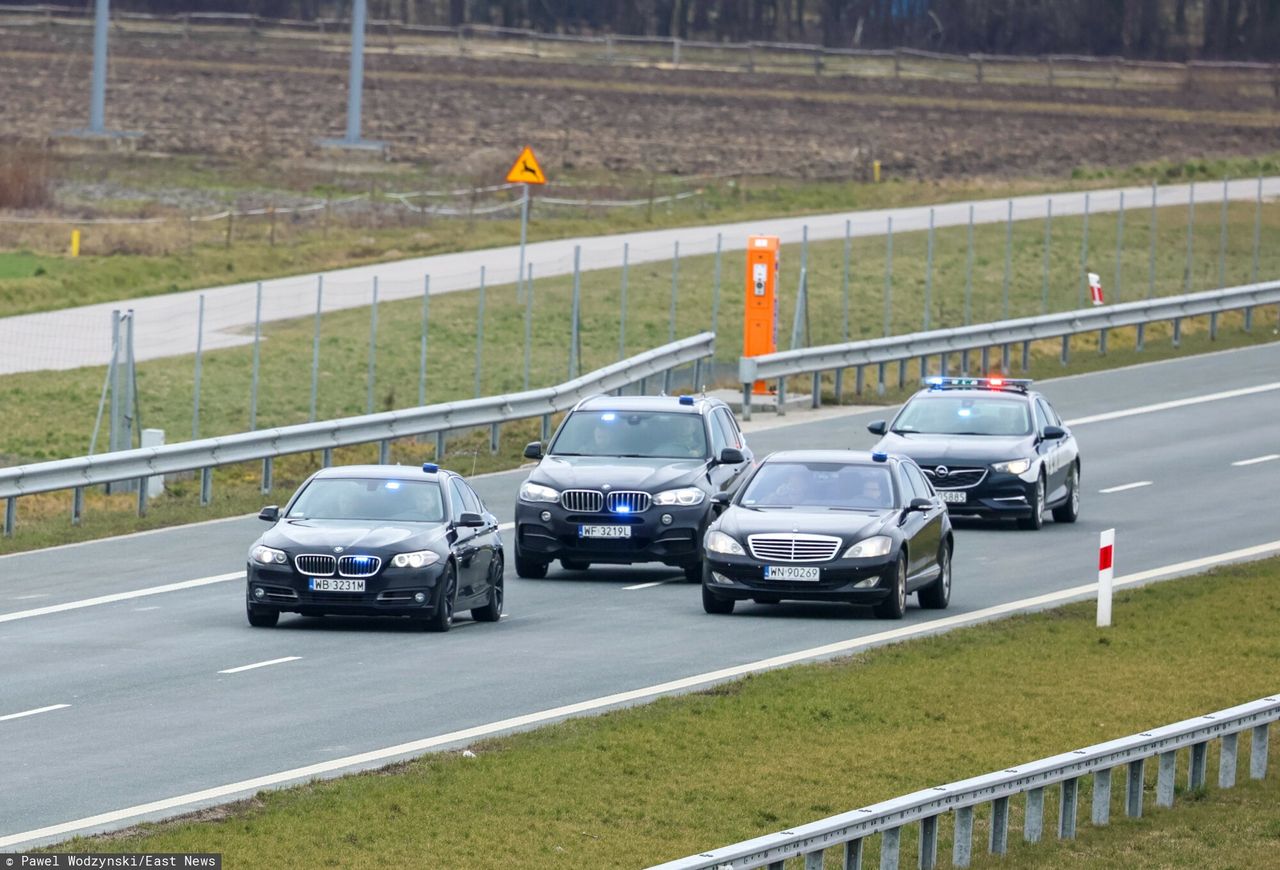 Kolejny wypadek rządowej kolumny. "Władza lubi się panoszyć"