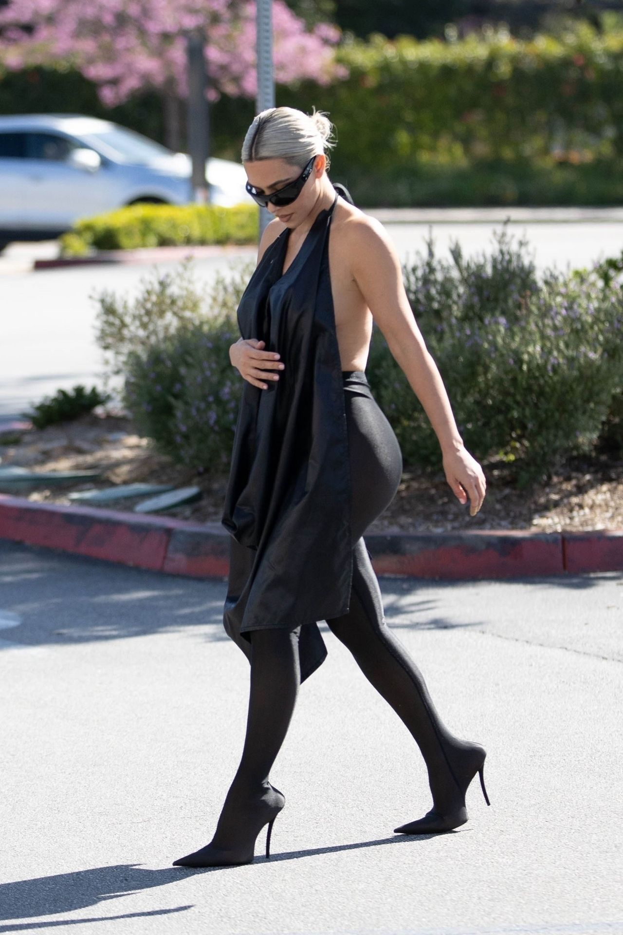 Is Kim Kardashian copying Bianca Censori? Twinning outfits