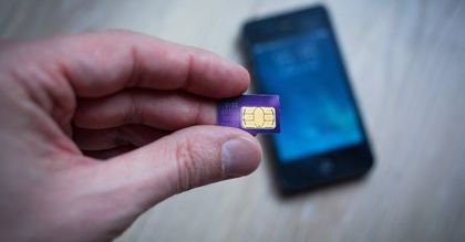 Ustawa antyterrorystyczna z podpisem prezydenta. Co to oznacza dla użytkowników kart pre-paid?