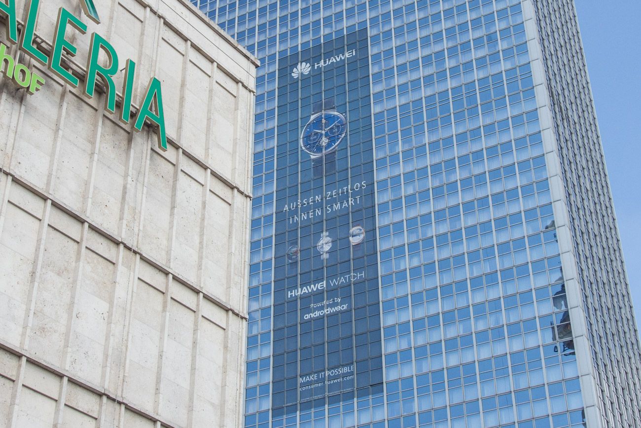 Alexanderplatz, naprzeciwko Wieży Telewizyjnej