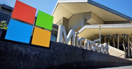 Microsoft idzie w odstawkę, kolejne firmy wybierają sprzęt Apple'a