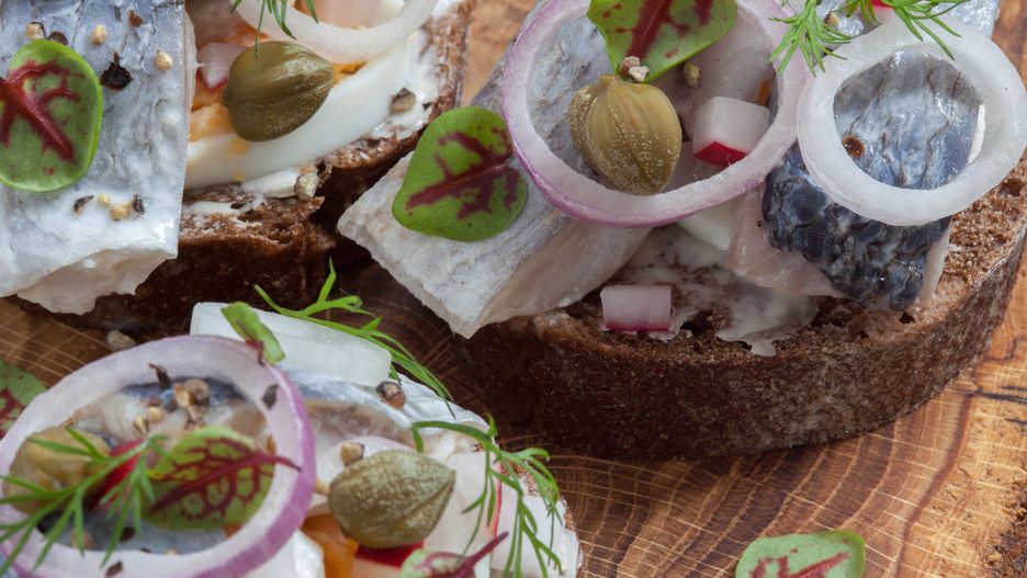 Wigilijne śledziki z hiszpańskimi oliwkami