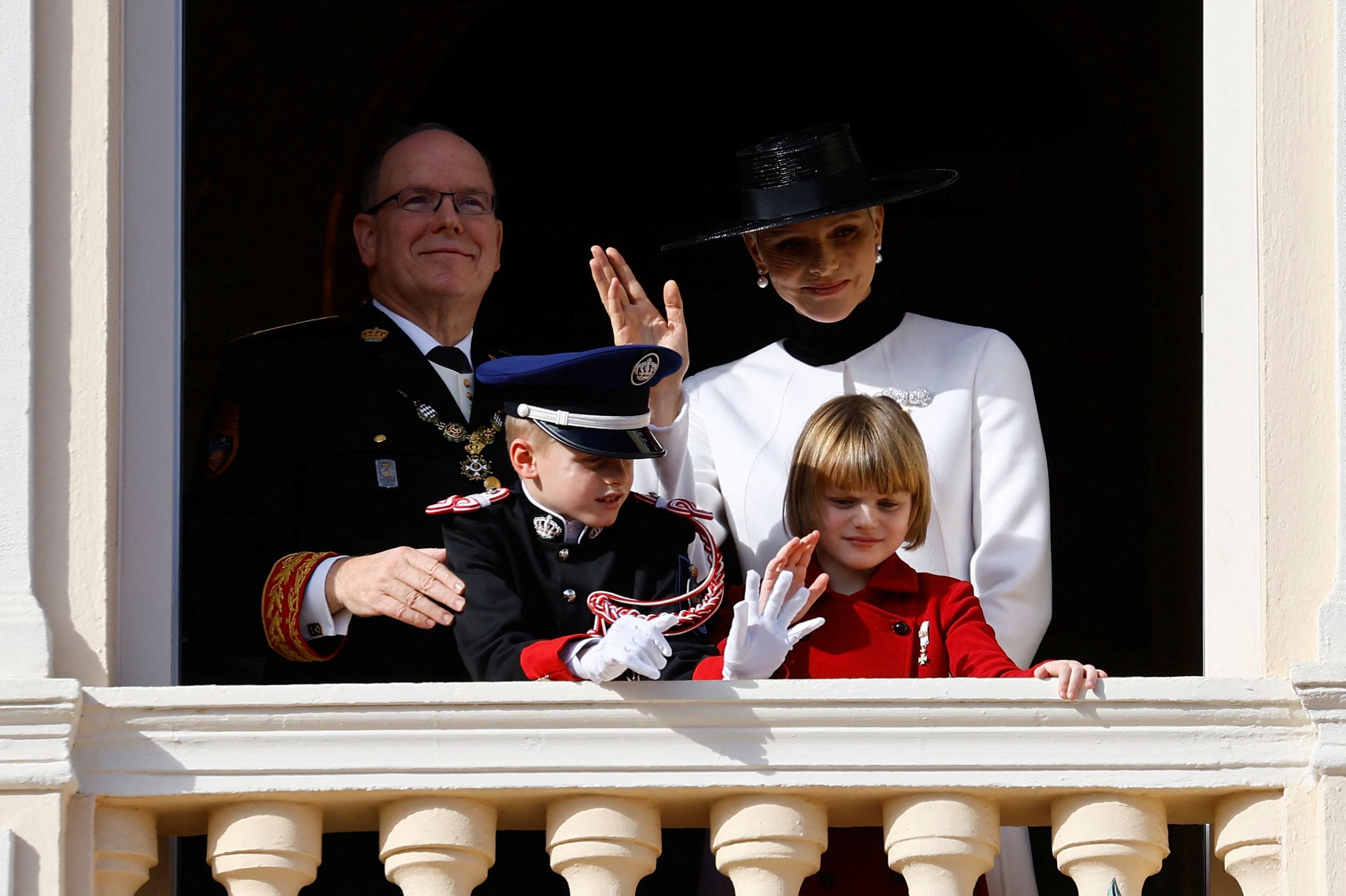 Księżna Monako Charlene z rodziną na Święcie Narodowym Monako