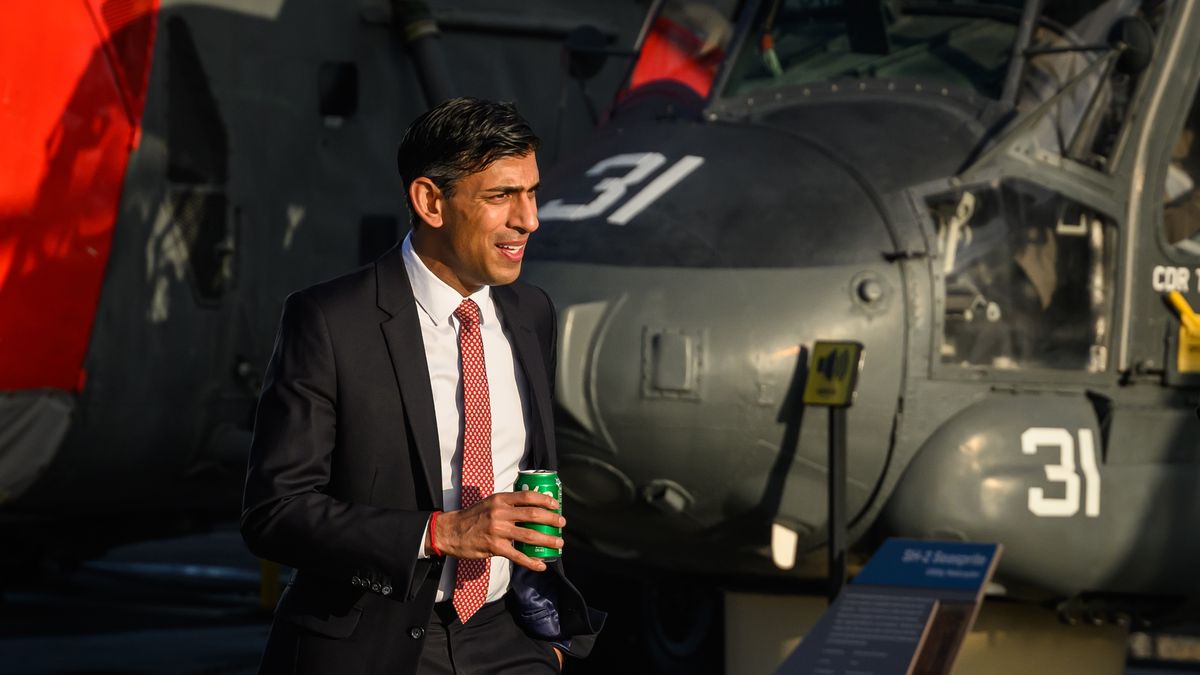 SAN DIEGO, CA - MARCH 12: British Prime Minister Rishi Sunak arrives onboard the decommissioned and now museum USS Midway aircraft carrier on March 12, 2023 in San Diego, California. U.S. President Joe Biden is hosting Sunak and Australian Prime Minister Anthony Albanese in San Diego for an AUKUS meeting to discuss the procurement of nuclear-powered submarines under a pact between the three nations. (Photo by Leon Neal - WPA Pool /Getty Images)