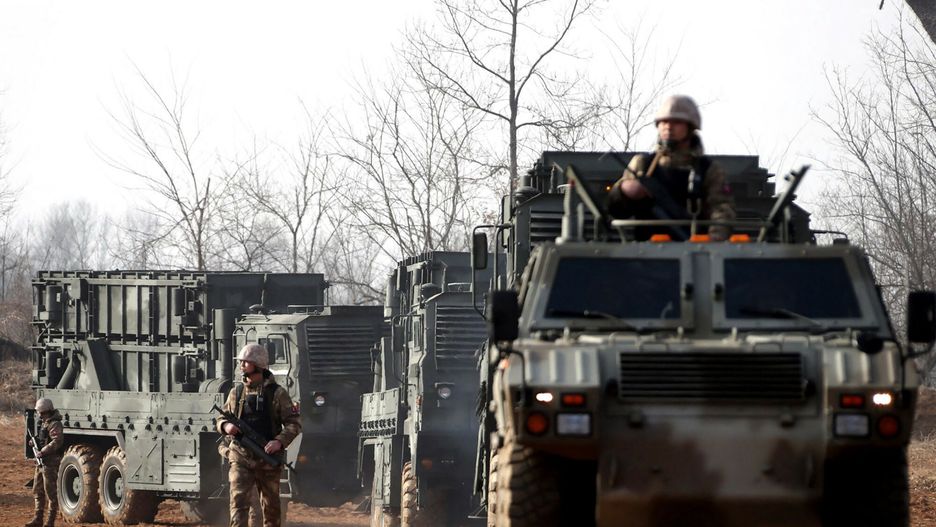 Kim Dzong Un z c�rk? na ?wiczeniach artylerii
This picture taken on March 9, 2023 and released by North Korea's official Korean Central News Agency (KCNA) on March 10 shows a fire attack by the Hwasong Artillery unit, responsible for important operational missions of the Korean People's Army Western Front, at an undisclosed location. (Photo by KCNA VIA KNS / AFP) / South Korea OUT / ---EDITORS NOTE--- RESTRICTED TO EDITORIAL USE - MANDATORY CREDIT "AFP PHOTO/KCNA VIA KNS" - NO MARKETING NO ADVERTISING CAMPAIGNS - DISTRIBUTED AS A SERVICE TO CLIENTS / THIS PICTURE WAS MADE AVAILABLE BY A THIRD PARTY. AFP CAN NOT INDEPENDENTLY VERIFY THE AUTHENTICITY, LOCATION, DATE AND CONTENT OF THIS IMAGE --- /
STR