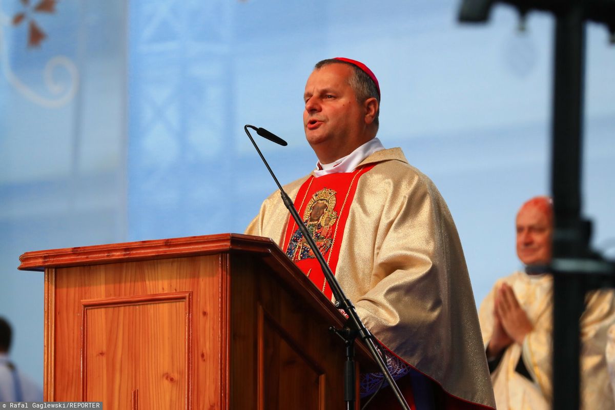 Biskup Leszek Leszkiewicz o dobrobycie w małżeństwie