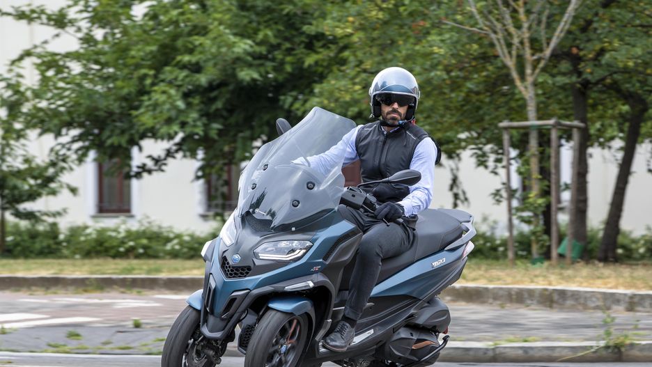 Piaggio MP3 530