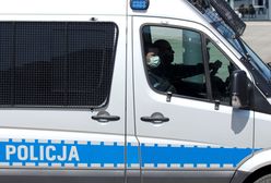 Warszawa. Kobieta terroryzuje mieszkańców. Reakcja policji