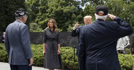 Melania Trump jak Kate Midleton. Obie kochają ten wzór!