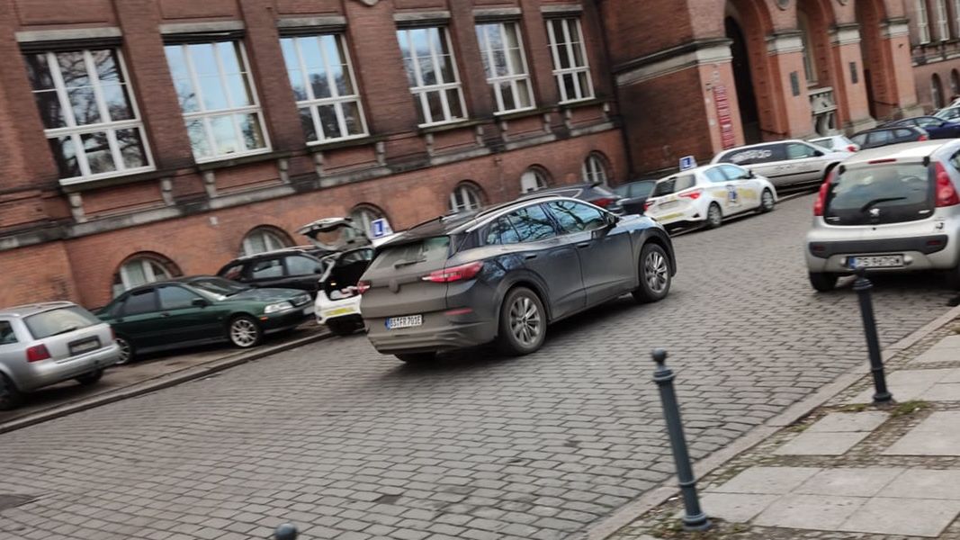 Volkswagen ID.4 jeszcze przedmierowo