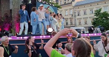 Pierwszy wakacyjny weekend w Krakowie. Wiele ciekawych wydarzeń: Festiwal Kawy, Krakowski Festiwal Komiksu, Opera na Wawelu i wiele innych