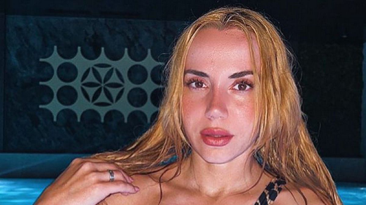 Schreiber jedzie na mecz Polaków. Wymowna stylizacja