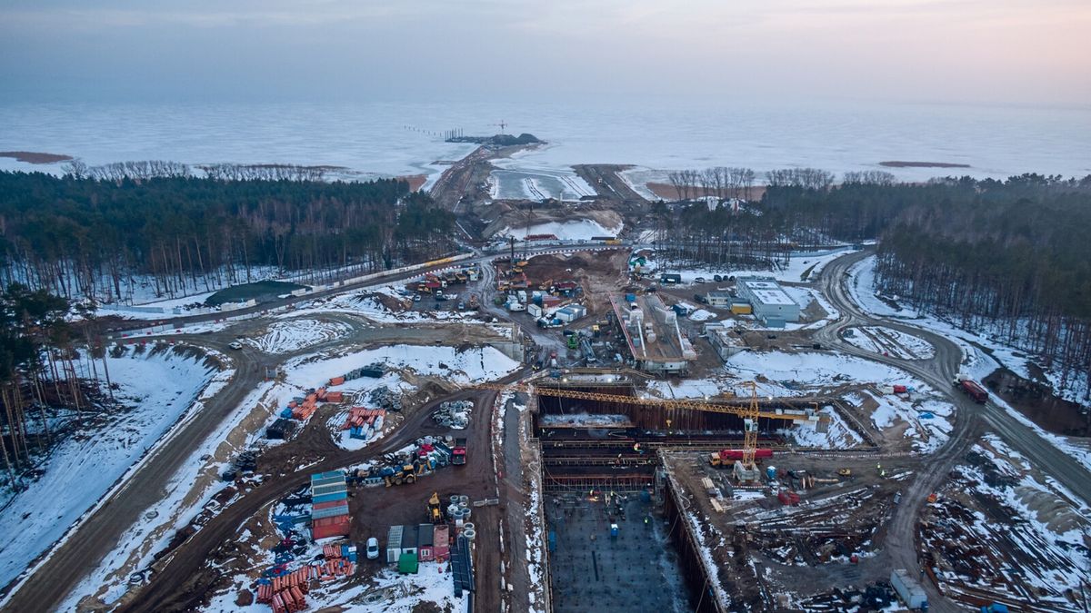 Praca nad przekopem Mierzei idą pełną parą