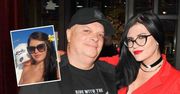 Krzysztof Skiba wypoczywa w tropikach. Pochwalił się żoną w kilku kompletach bikini