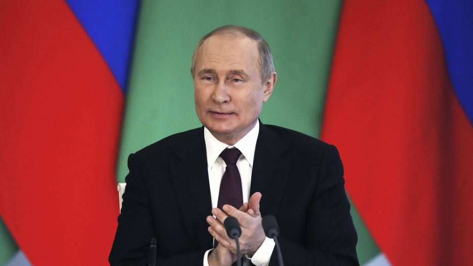 arch51Russian President Vladimir Putin attends a joint press conference with President of Turkmenistan Serdar Berdimuhamedow following their meeting in Moscow, Russia, June 10, 2022. The Turkmen president is on official visit in Moscow. (Yuri Kochetkov/Pool Photo via AP)POOL EPA