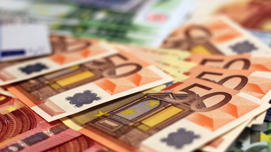 Zgodnie z nowym pomysłem, każdy 18-latek otrzyma pieniądze od państwa