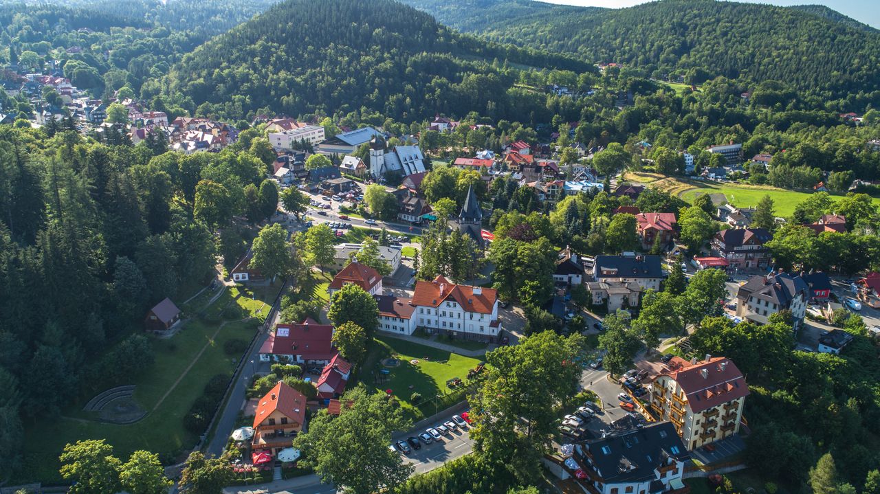 Turyści wrócili w góry, ale omijają Dolnośląskie. "Nie skreślajmy tych terenów"