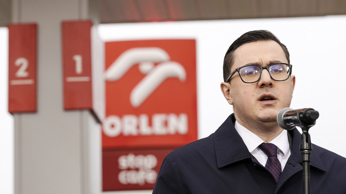 Minister energii Miłosz Motyka w drodze obwieszczenia ustala cen