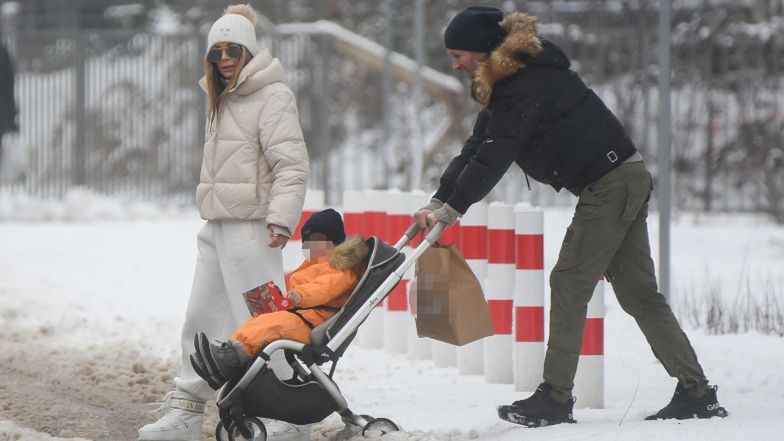Małgorzata Rozenek na spacerze z Radosławem Majdanem i Heniem