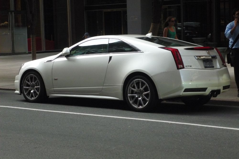 Cadillac CTS 3