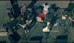 „All you need is love” w nowej odsłonie kampanii Orange Love