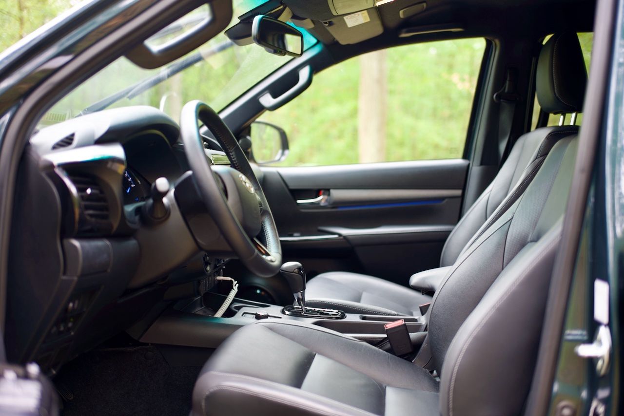 Toyota Hilux Invincible