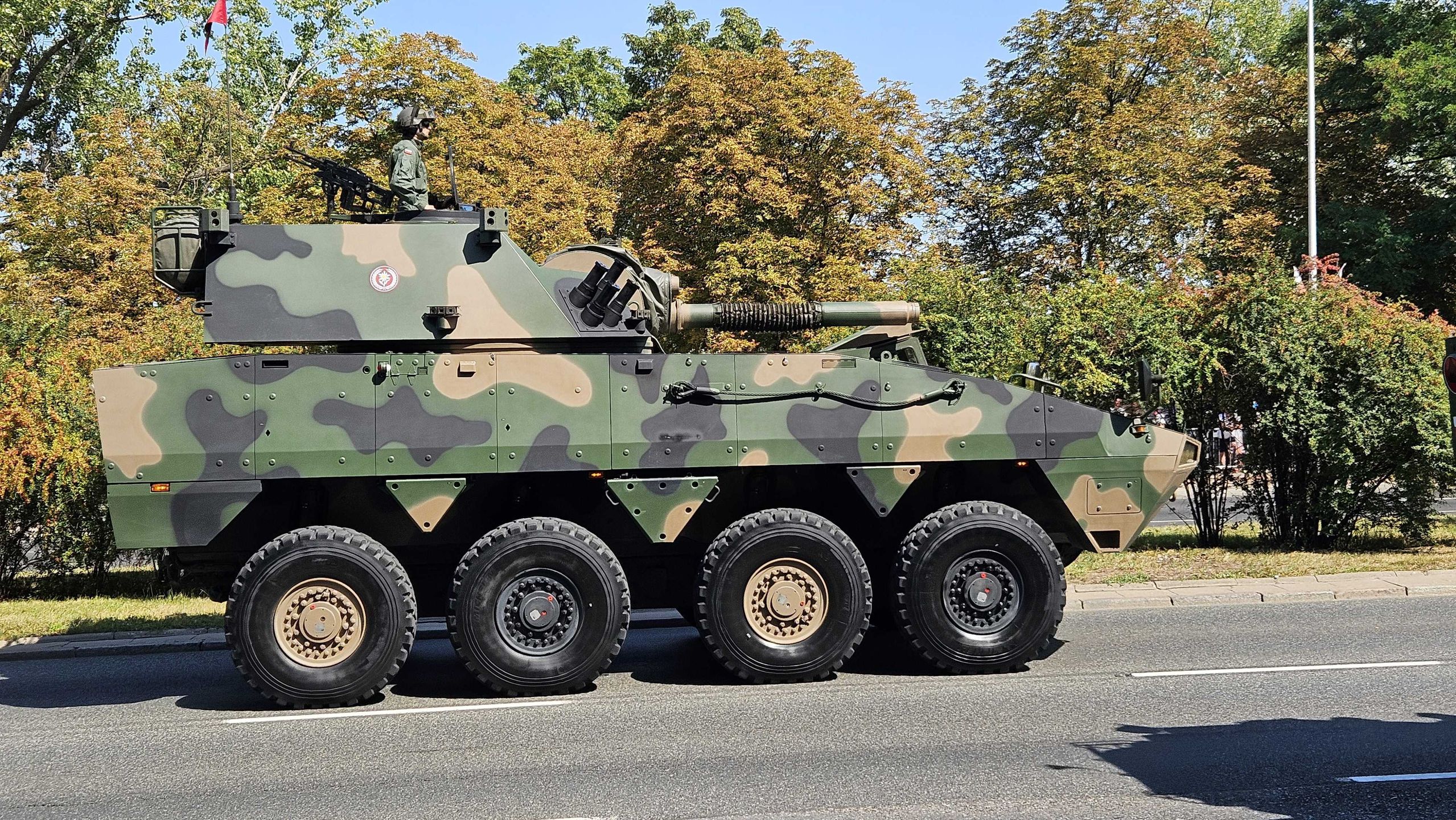 Sprzęt wojskowy na defiladzie w Warszawie