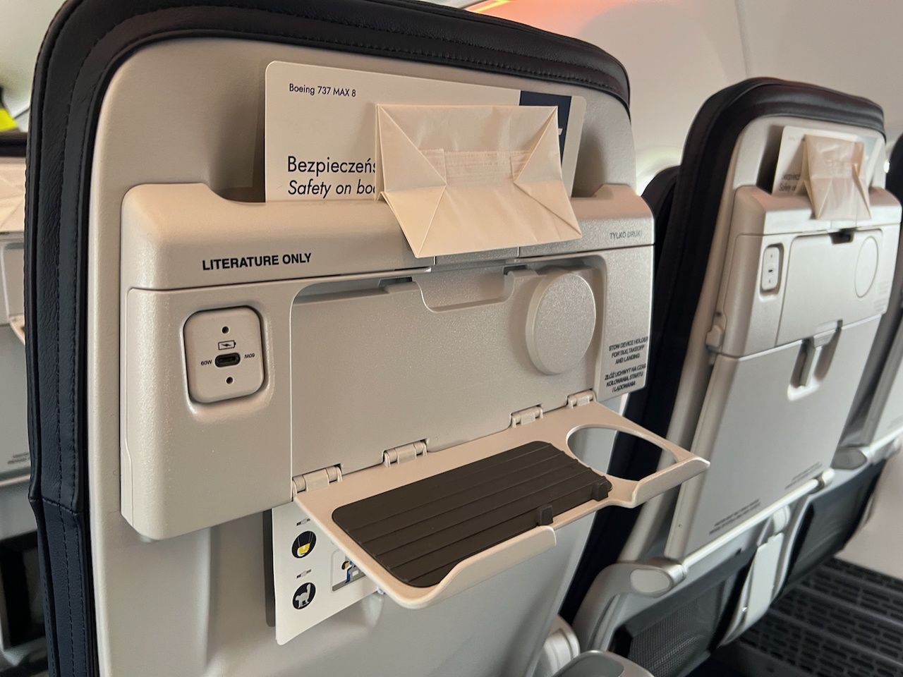 Boeing 737 MAX 8. Nowa kabina PLL LOT