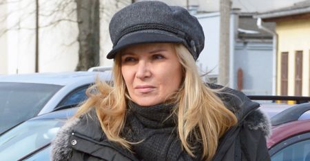 Aktorka "Plebanii" w asyście policji i komornika. Spór o majątek