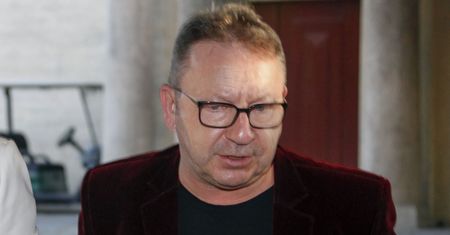 Zamachowski nie radzi sobie z podstawowymi sprawami. Pomagają mu dzieci