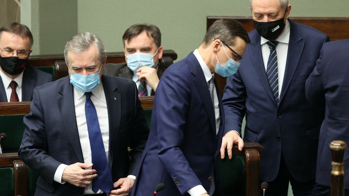 Będzie pilna nowelizacja ustawy ws. dodatków osłonowych 