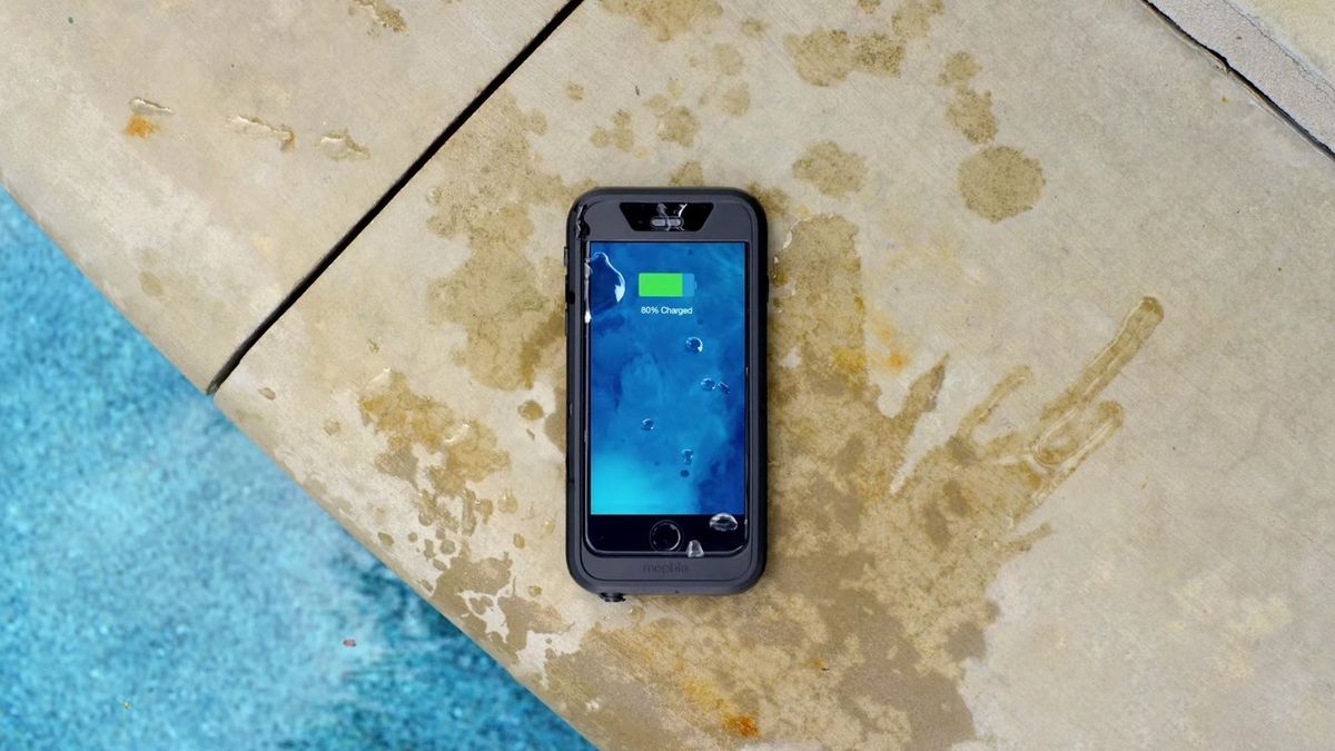 Chcesz, żeby twój iPhone był bardziej wytrzymały, wodoszczelny i dłużej pracował na baterii? Kup ten pokrowiec 1