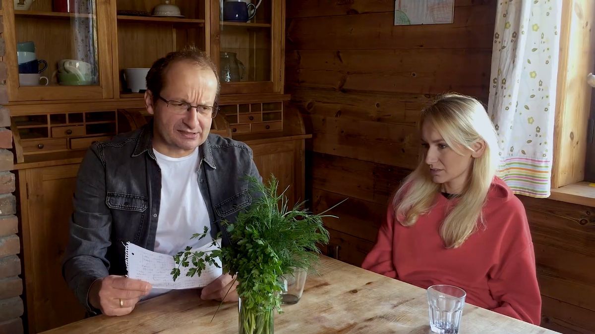 Robert Górski zapowiada serial nagrany telefonem. "Państwo z kartonu" opowie o czasach pandemii 1