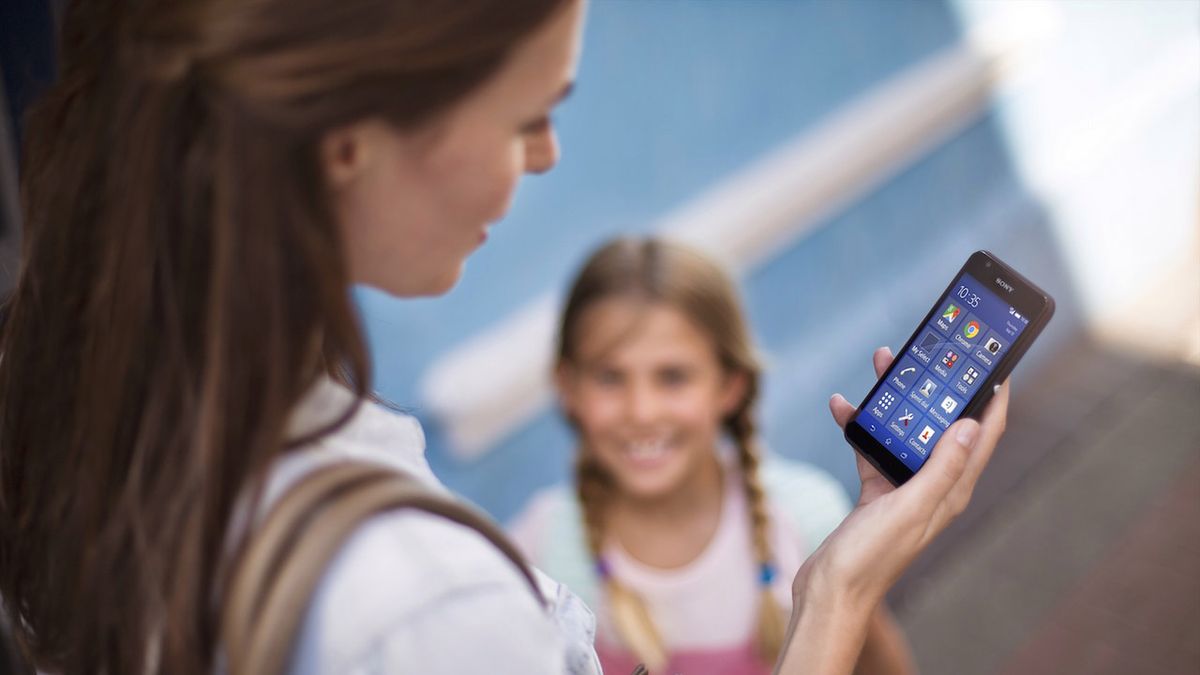 W skrócie: Xperia E4g oficjalnie, udoskonalone BoomSound i Android Lollipop w slow motion 1