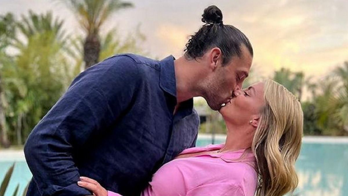 Billi Mucklow i Andy Carroll