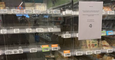 Problemy z Microsoft Exchange przerwały dostawy sera do sklepów