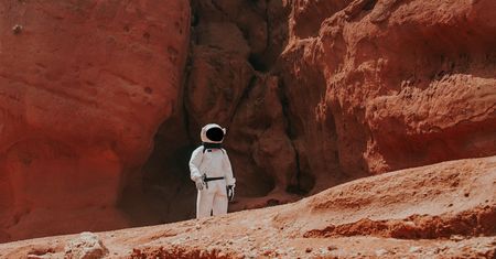 Elon Musk chce wysłać ludzi na Marsa. SpaceX podaje szczegóły podróży